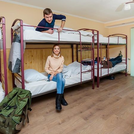 Tsentralnyi Hostel Ivano-Frankivs'k Esterno foto